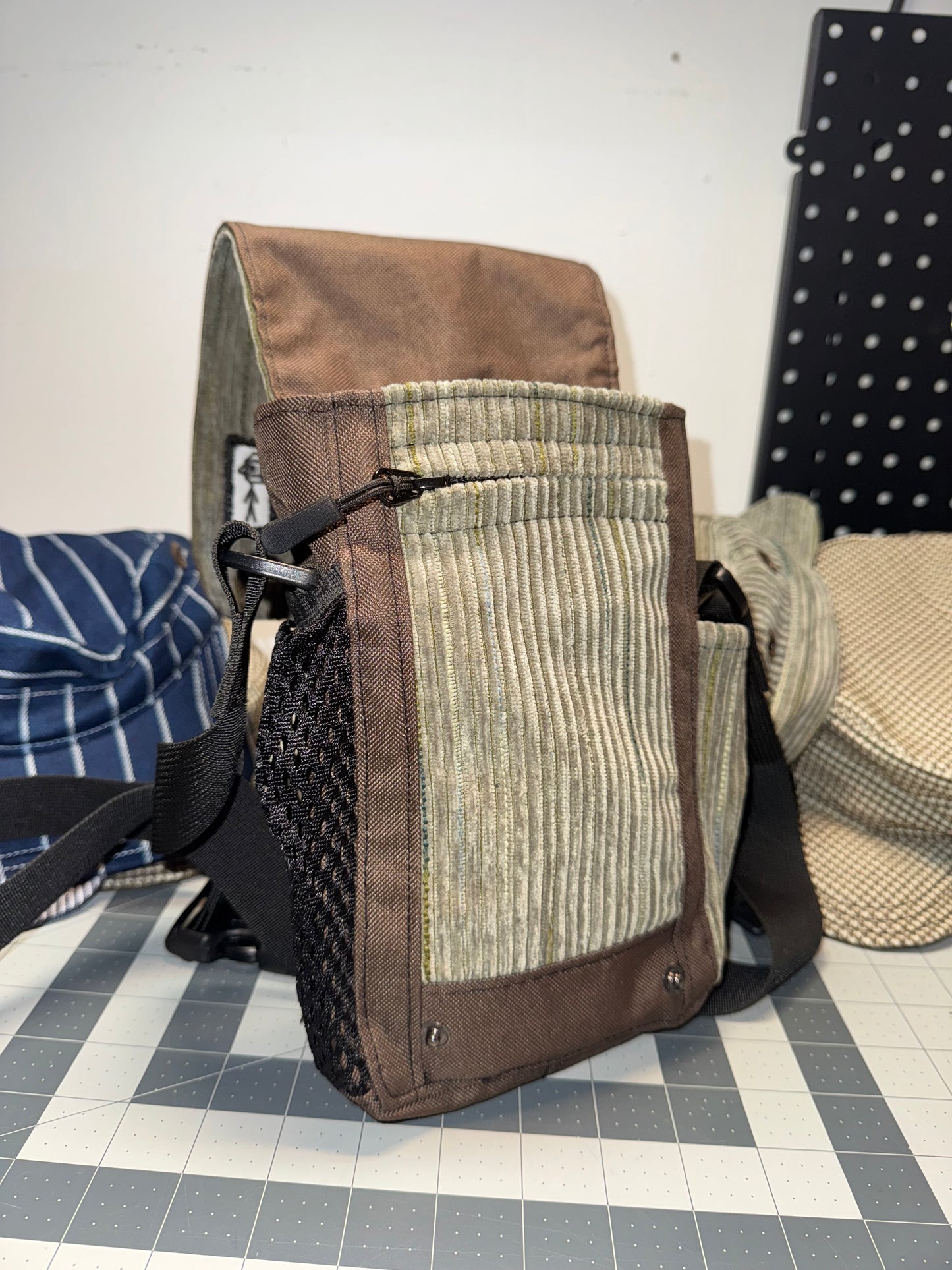 Fuse Pouch - Green Corduroy